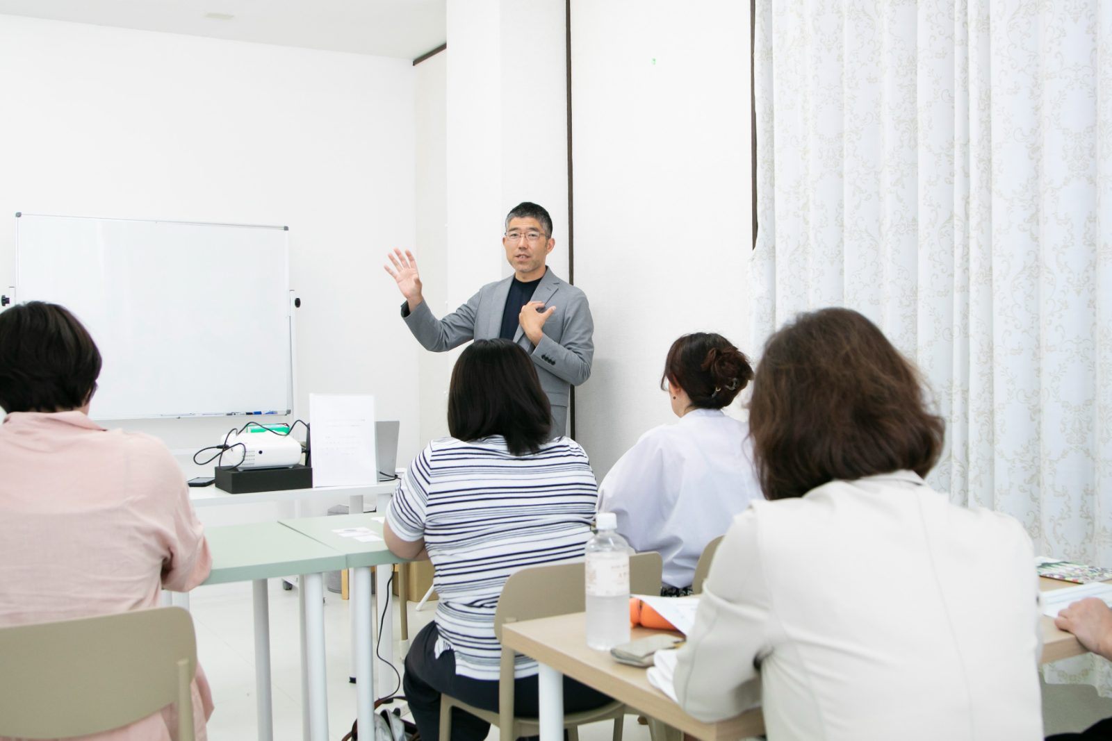仙台会場での少人数アンガーマネジメント講座の様子